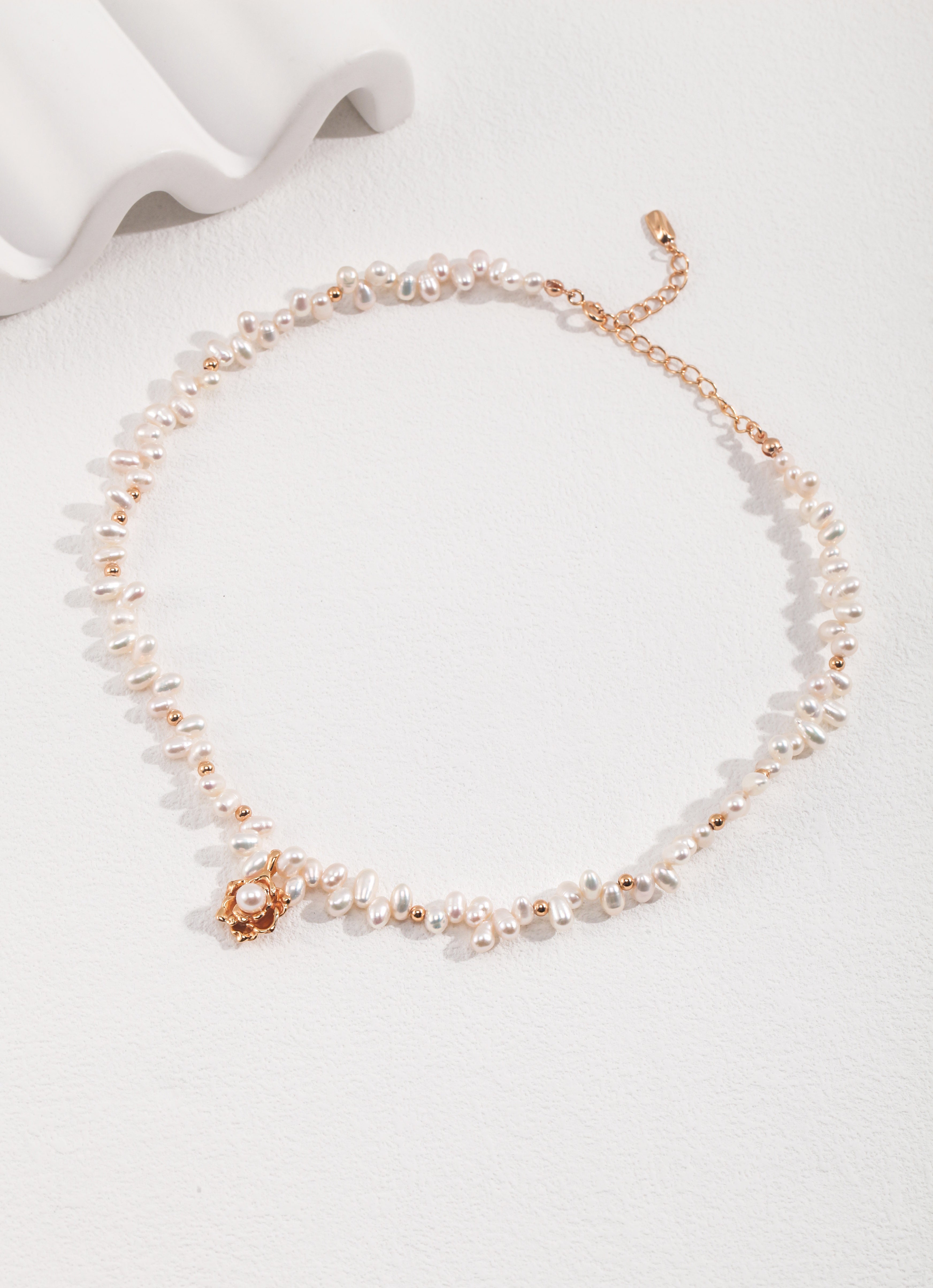 Camellia Vintage Pearl Necklace