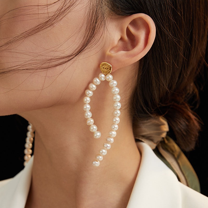 Long Natural Pearl Earrings (single) E0701