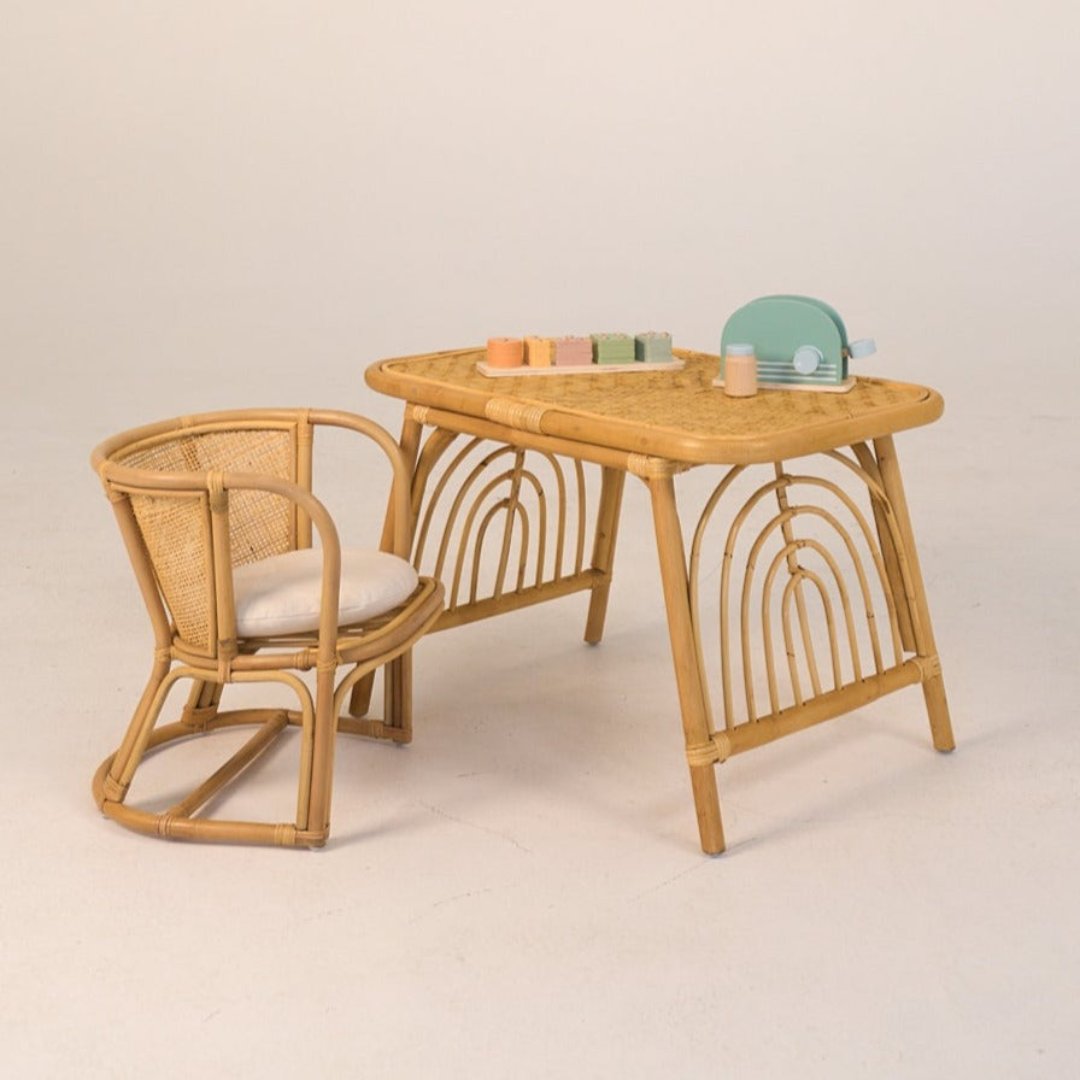 Natura Benny Rattan Kids Table