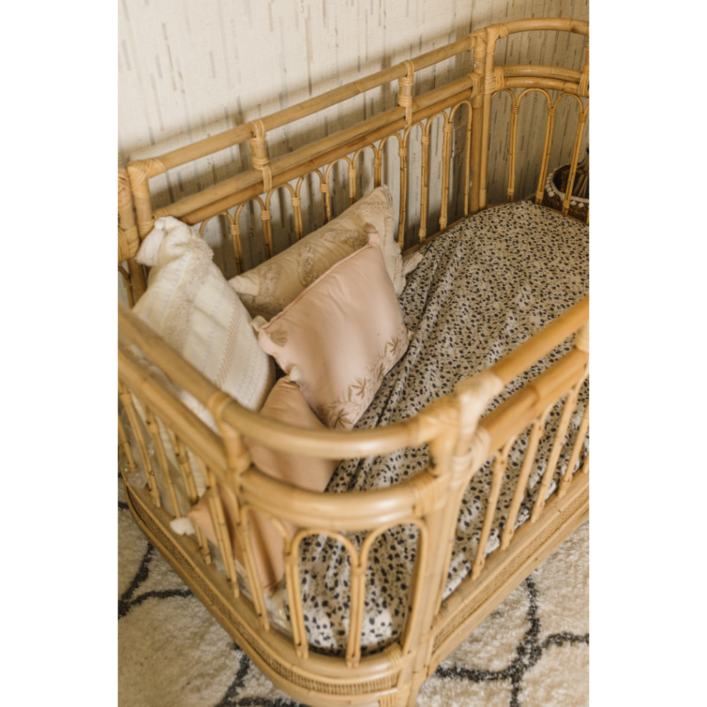 Natura Arya Rattan Baby Cot