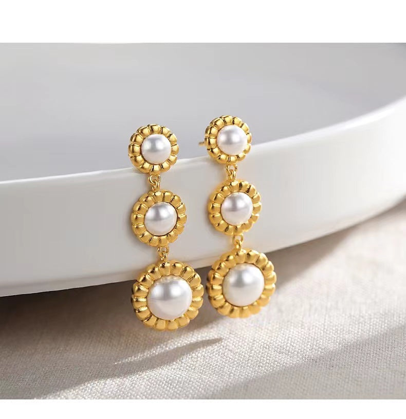 Three Flowers Imitation Pearl Earrings E0613